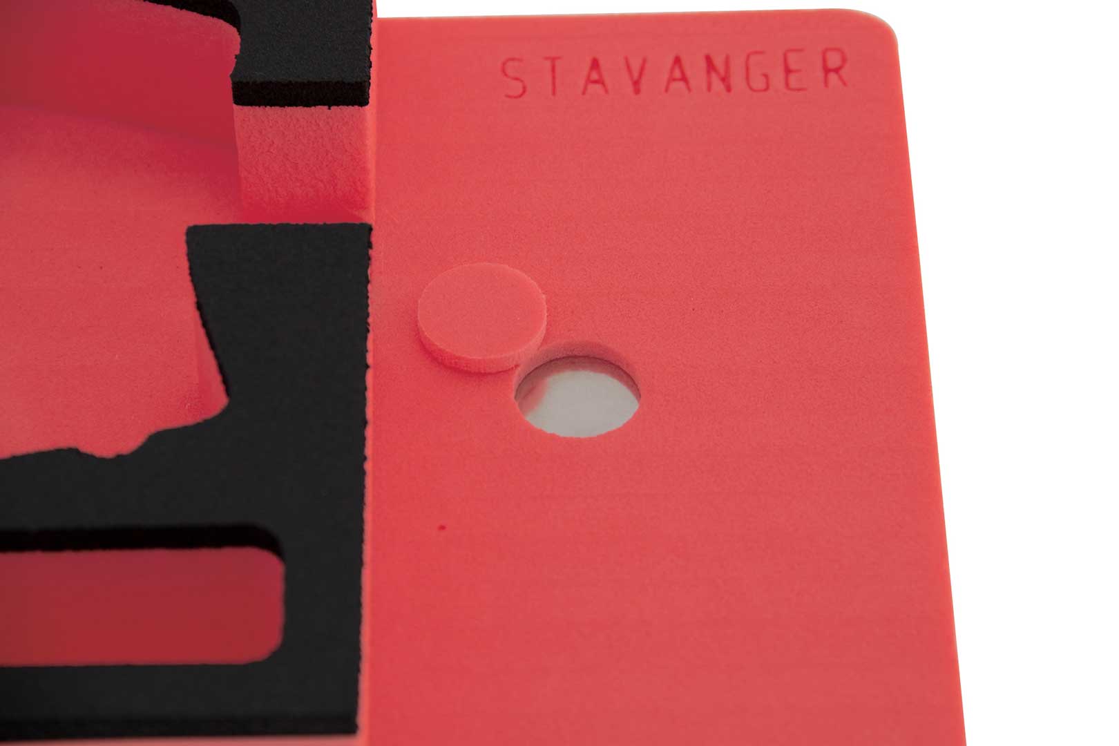 Magnet im Schaumstoff